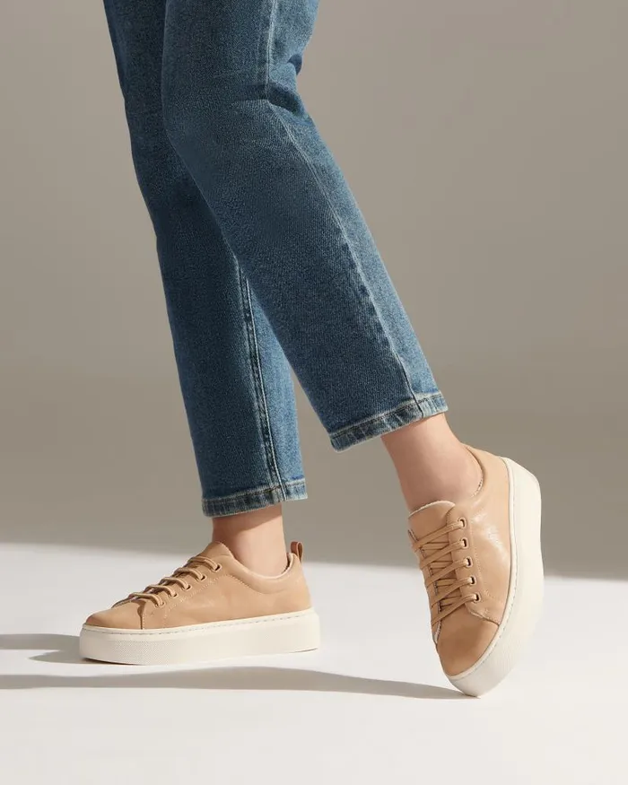 ABEO Jumpstreet Bungee Metatarsal Beige Womens Abeo Sneakers