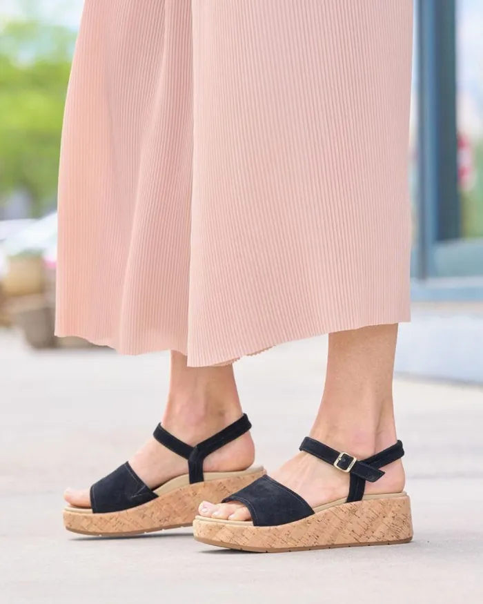 ABEO Solstice Buckle Sandal Metatarsal Black Womens Abeo Sandals