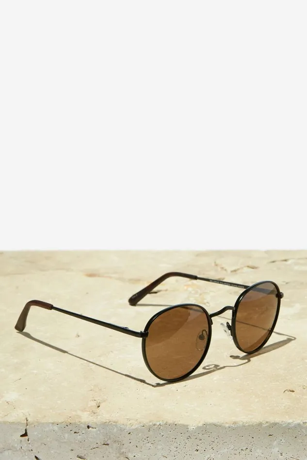 Bellbrae Polarized Sunglasses Blacktortbrown Smoke Men Cotton On Gifting Bellbrae Polarized Sunglasses Blacktortbrown Smoke Men Cotton On Gifting