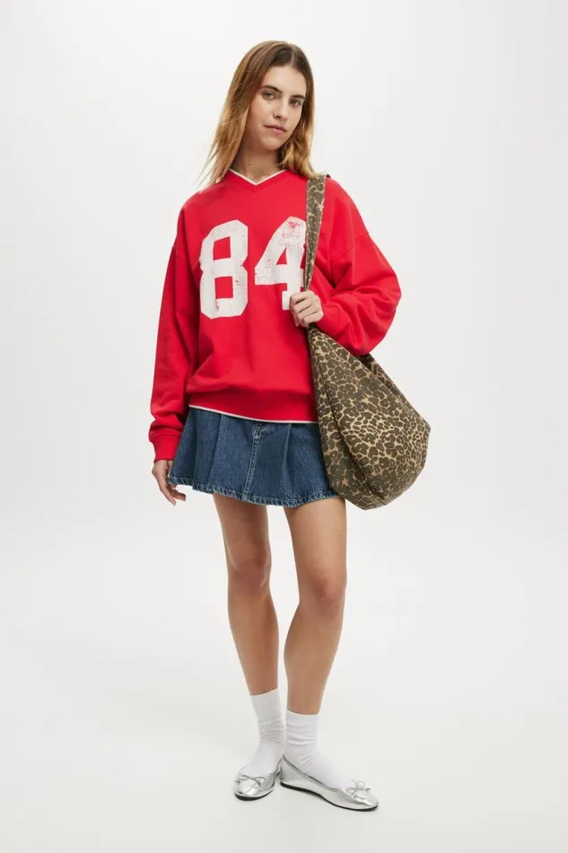 Classic Fleece Graphic V Neck Sweatshirt 84 Scarlet Red Women Cotton On Sweats and Hoodies Classic Fleece Graphic V Neck Sweatshirt 84 Scarlet Red Women Cotton On Sweats and Hoodies