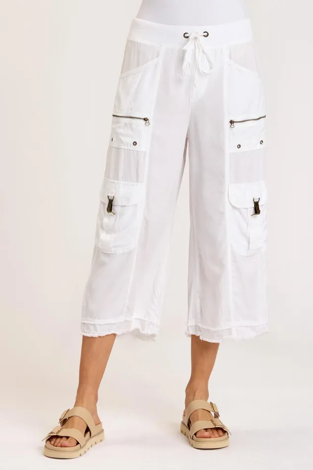 Clothing Crops XCVI Birk Gaucho White