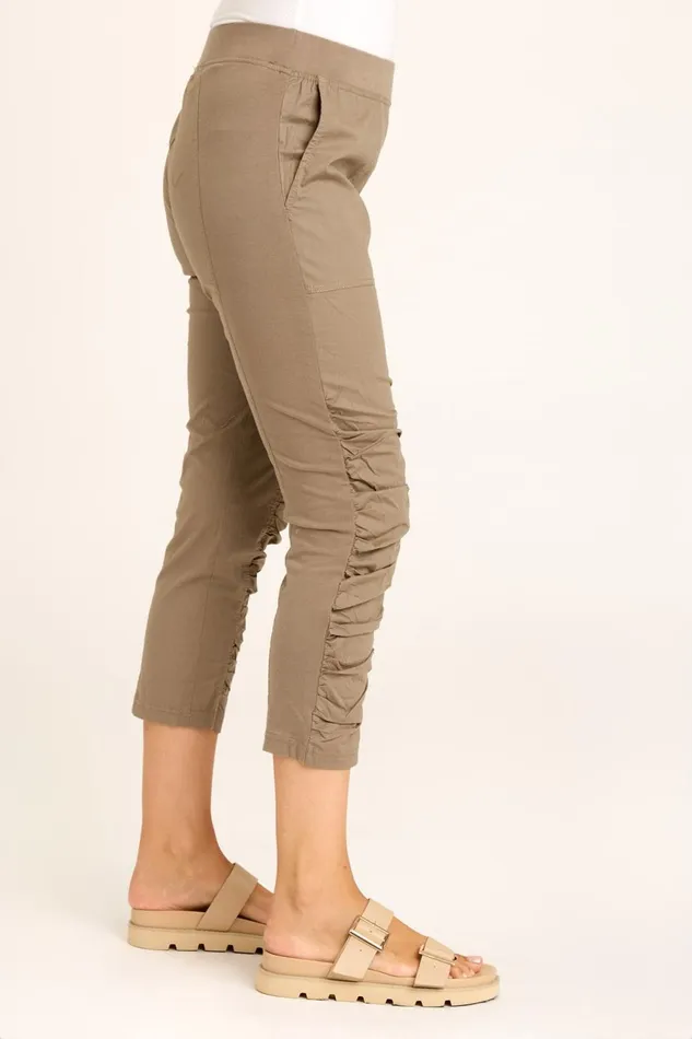 Clothing Crops XCVI Geyser Crop Truffle