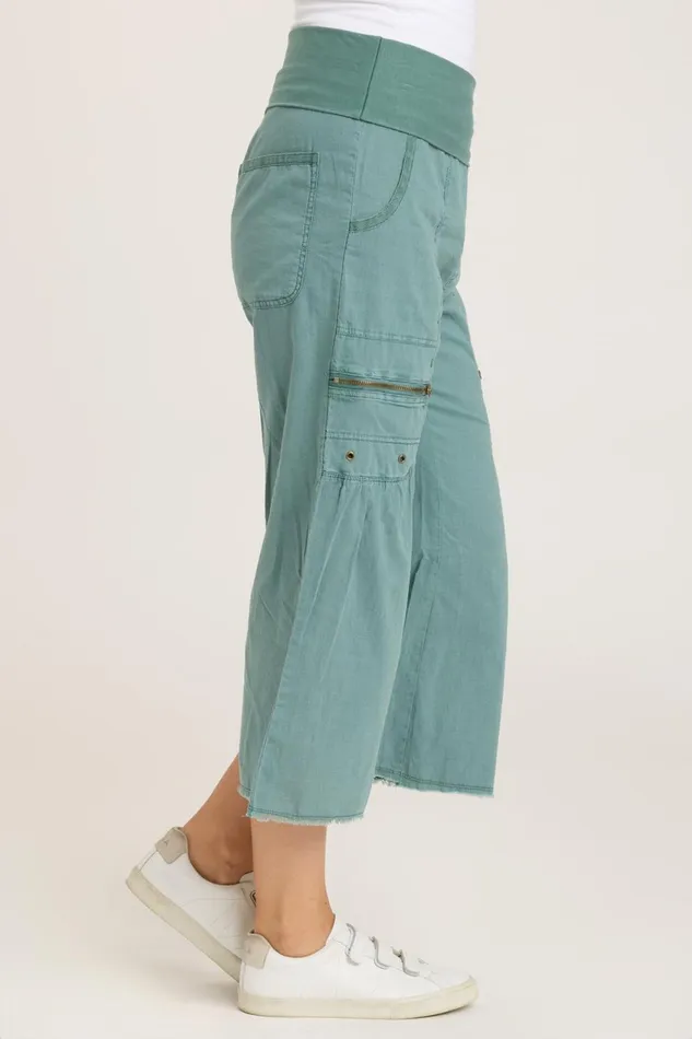Clothing Crops XCVI Pasqual Crop 20 Folk Tale
