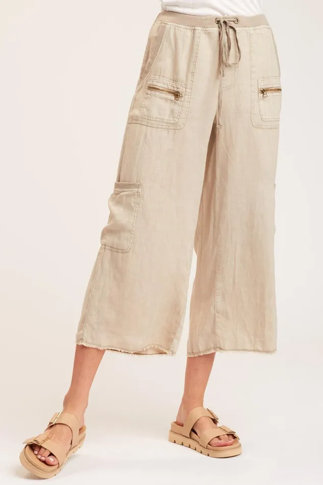 Clothing Crops XCVI Staccia Gaucho Merino Wool Pigment