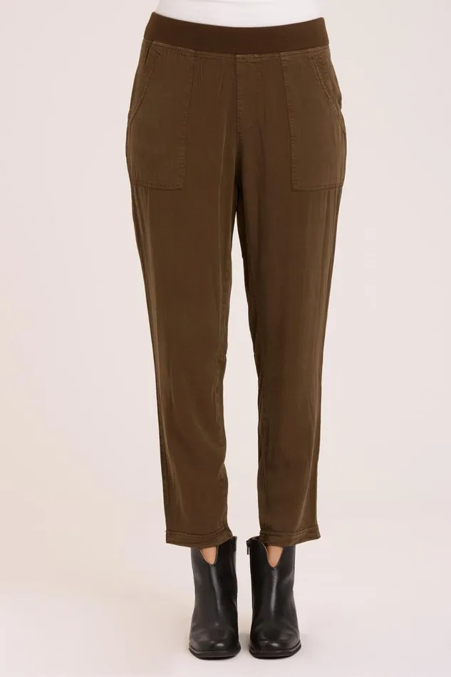 Clothing Pants XCVI Dollester Pant Boxwood Pigment