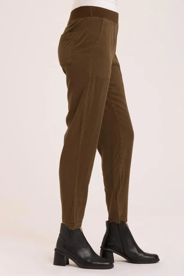 Clothing Pants XCVI Dollester Pant Boxwood Pigment