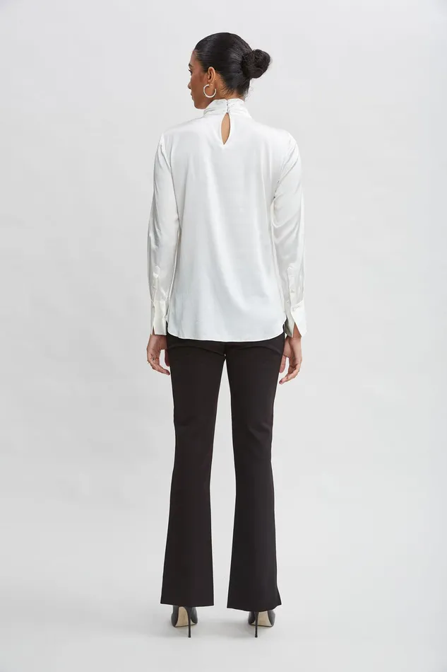 Elie Tahari Crepe Seam Slit Flare Pant Black Women Bottoms