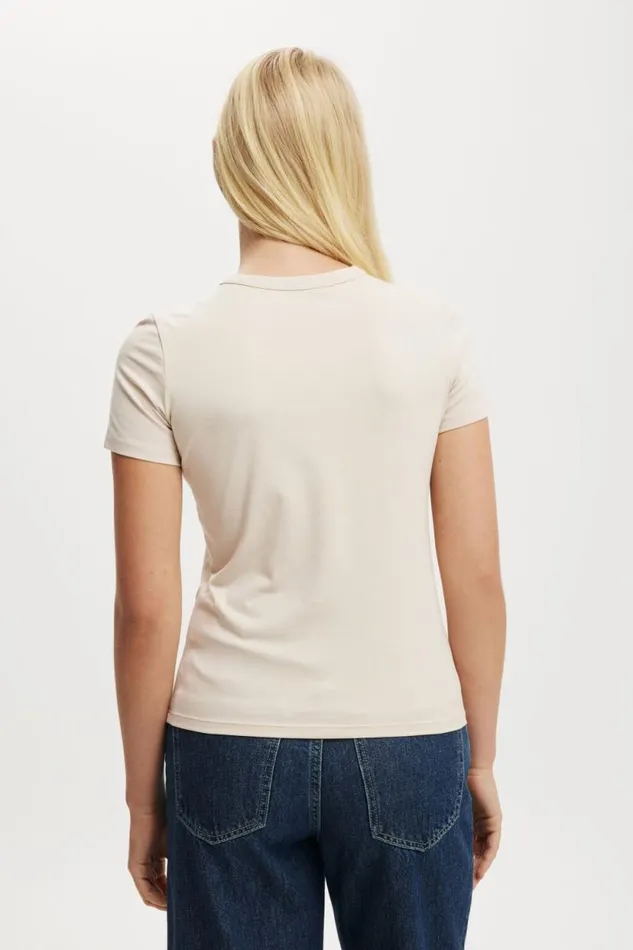 Fitted Graphic Longline Tee Croissant Crest Blondie Women Cotton On Tops Fitted Graphic Longline Tee Croissant Crest Blondie Women Cotton On Tops