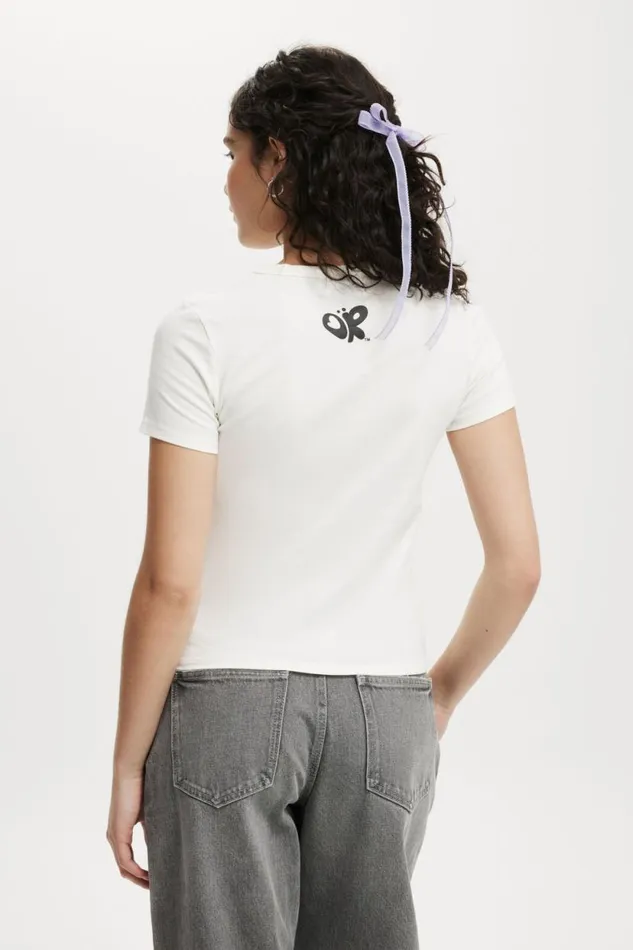 Fitted Lcn Graphic Longline Tee Lcn Br Olivia Rodrigo Photographicvintage Wh Women Cotton On Tops Fitted Lcn Graphic Longline Tee Lcn Br Olivia Rodrigo Photographicvintage Wh Women Cotton On Tops