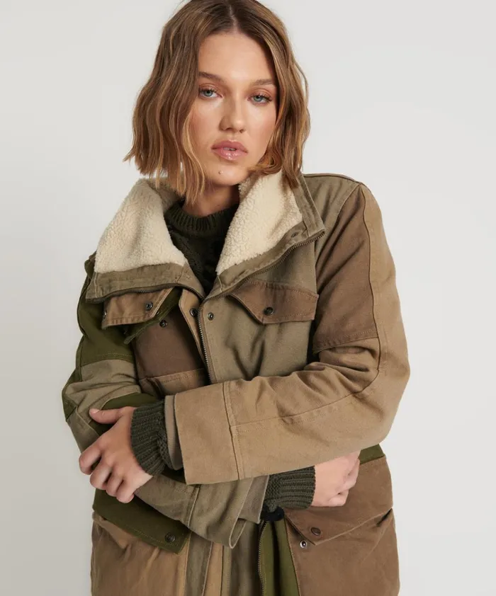 KHAKI PATCHWORKED DEFENDER COAT Women One Teaspoon Jackets