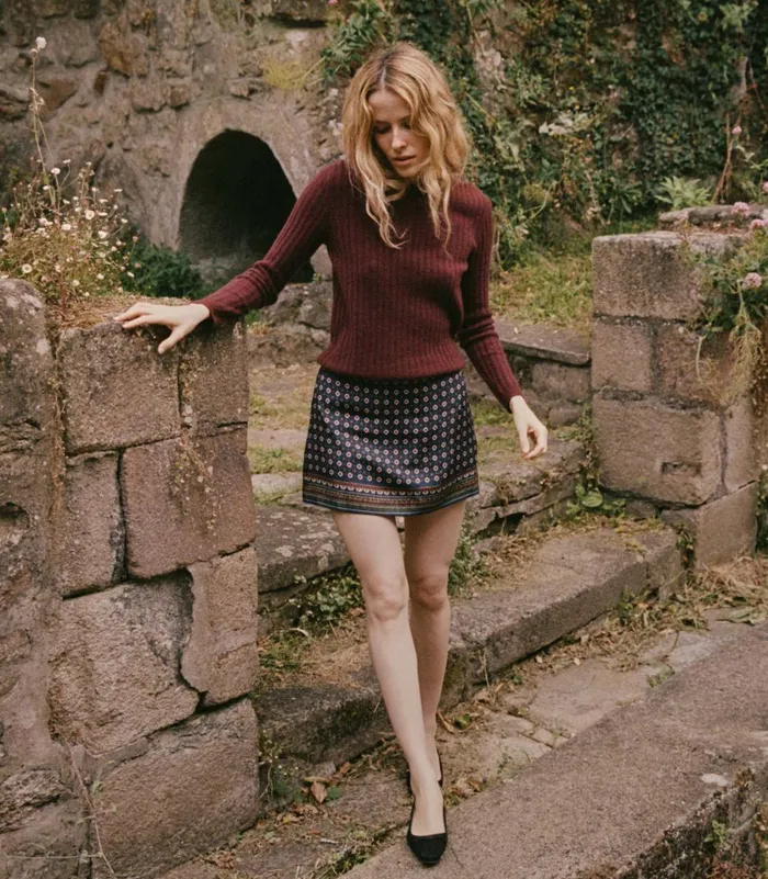 Knitwear Women DEN Hyeres Cashmere Sweater Dark Garnet Knitwear Women DEN Hyeres Cashmere Sweater Dark Garnet