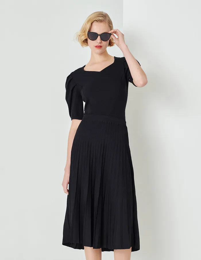 MARYLING Knitwear Black HeartShaped Collar Large Pleated Knitted Top Black 8211 Women MARYLING Knitwear Black HeartShaped Collar Large Pleated Knitted Top Black 8211 Women
