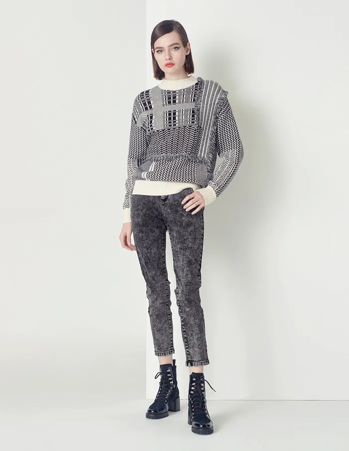 MARYLING Pants and Shorts Black Embroidered Logo Skinny Jeans Black 8211 Women MARYLING Pants and Shorts Black Embroidered Logo Skinny Jeans Black 8211 Women