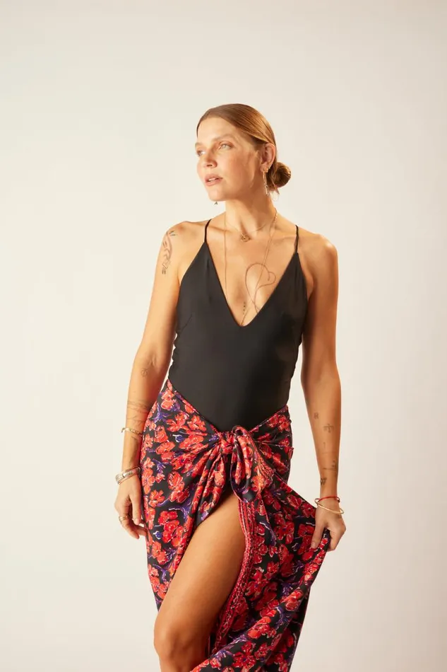 Natalie Martin SARONGSCARF Silk Watercolor Onyx Shop Bottoms