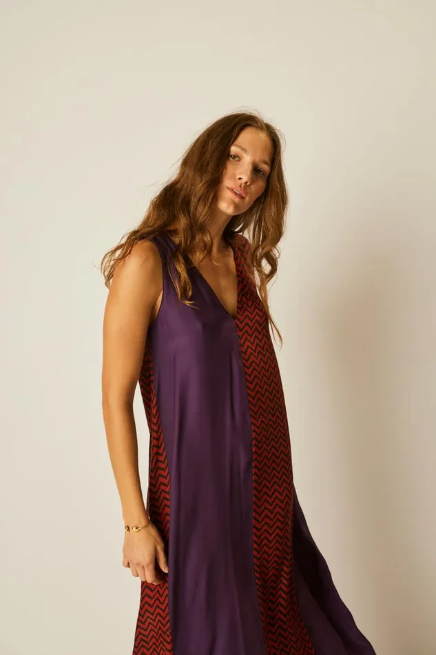Natalie Martin TOVA MAXI Block Zigzag Aubergine Shop Dresses
