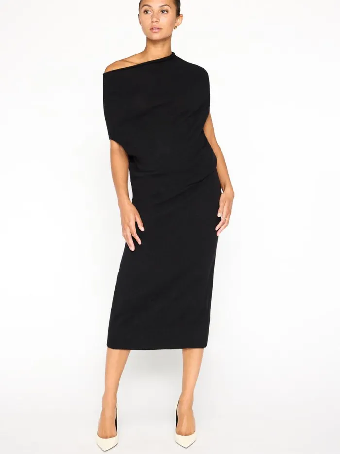 Shop Brochu Walker 100 Cashmere The Lori Sleeveless Dress Black Onyx