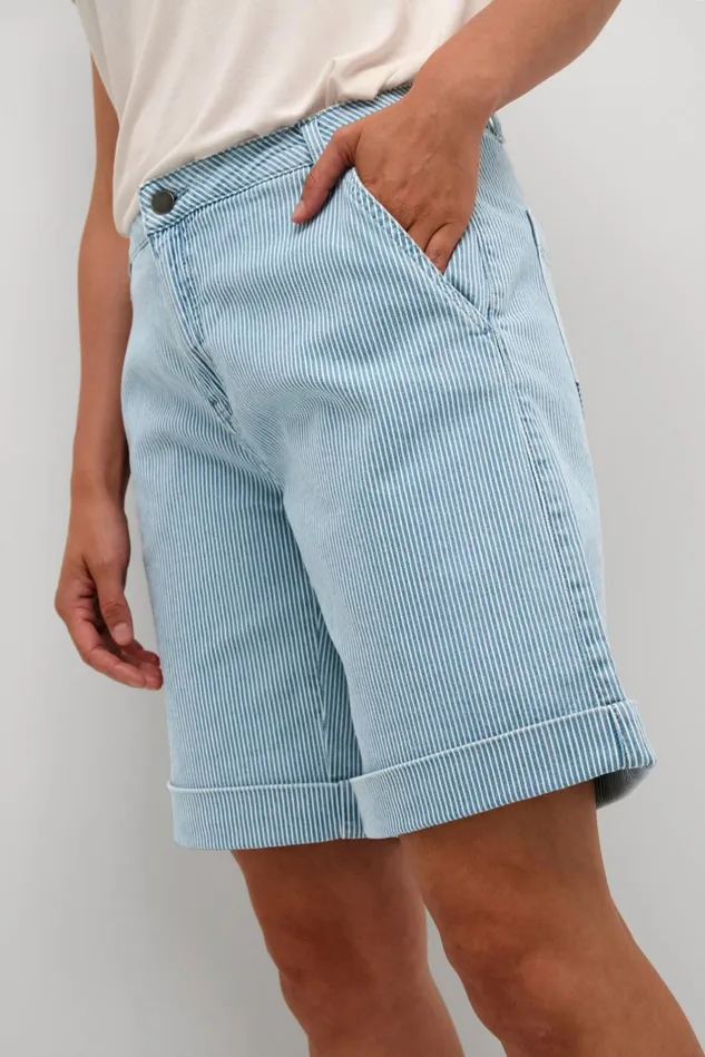 Shorts Women CULTURE CUmilky Shorts Bluewhite Stripe