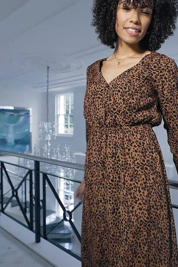 Sosandar Dresses Women Leopard Print V Neck Stretch Waist Dress