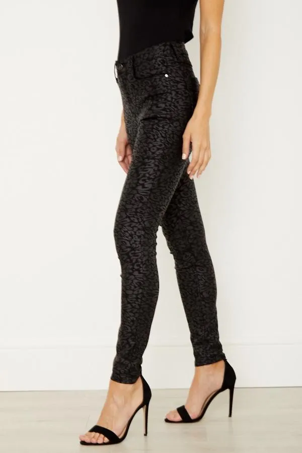 Sosandar Jeans and Jeggings Women Black Textured Leopard Print Coated Skinny Jeans Black