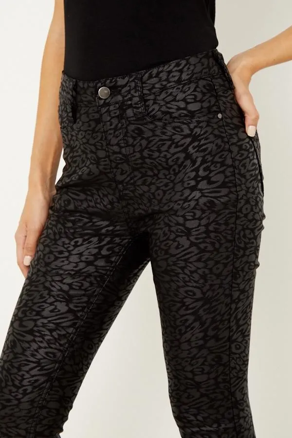 Sosandar Jeans and Jeggings Women Black Textured Leopard Print Coated Skinny Jeans Black