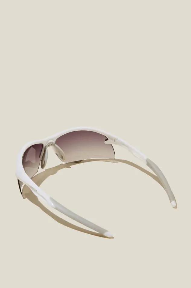 The Accelerate Sunglasses White grey smoke Men Cotton On Sunglasses The Accelerate Sunglasses White grey smoke Men Cotton On Sunglasses