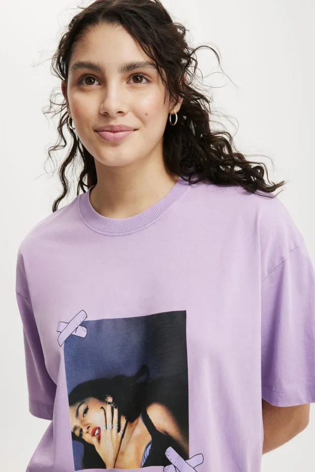 The Lcn Boxy Graphic Tee Lcn Br Olivia Rodrigo Photographic viola Women Cotton On Tops The Lcn Boxy Graphic Tee Lcn Br Olivia Rodrigo Photographic viola Women Cotton On Tops
