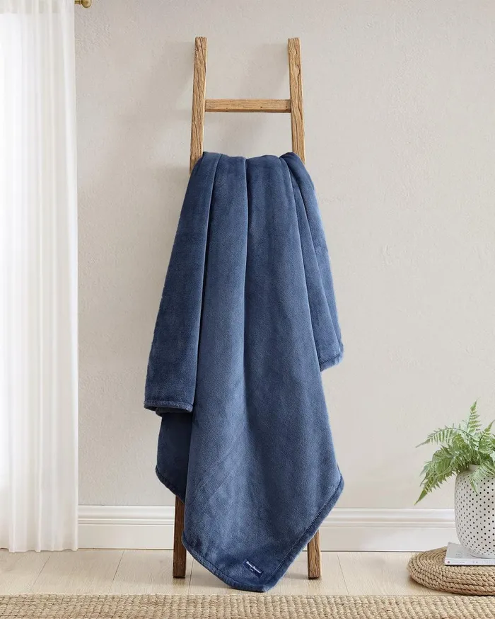 Tommy Bahama Plush Fleece Blue King Blanket Blue Beach and Home Bedding