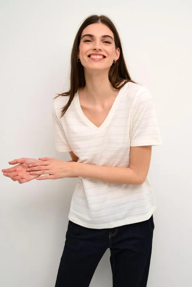 Tops and TShirts Women CULTURE CUtedi Tshirt Spring Gardenia