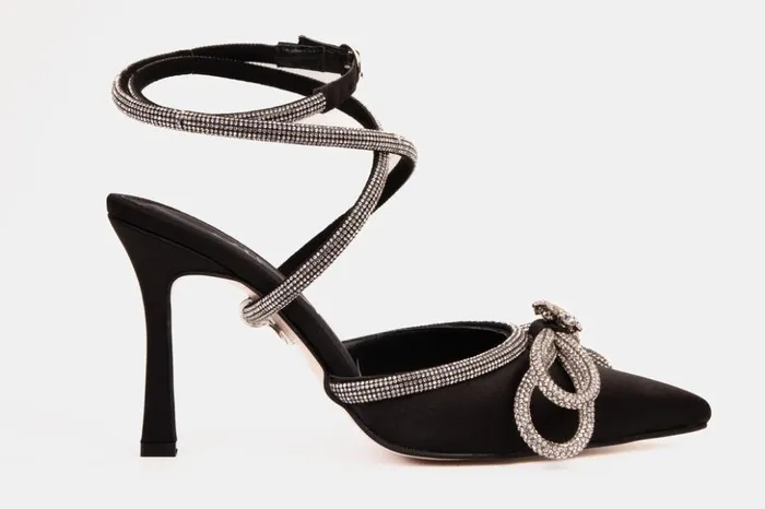 Vinci Leather Sandals The Floransa Black Leather Pointy Toe Ankle Strap Sandal 8211 Women
