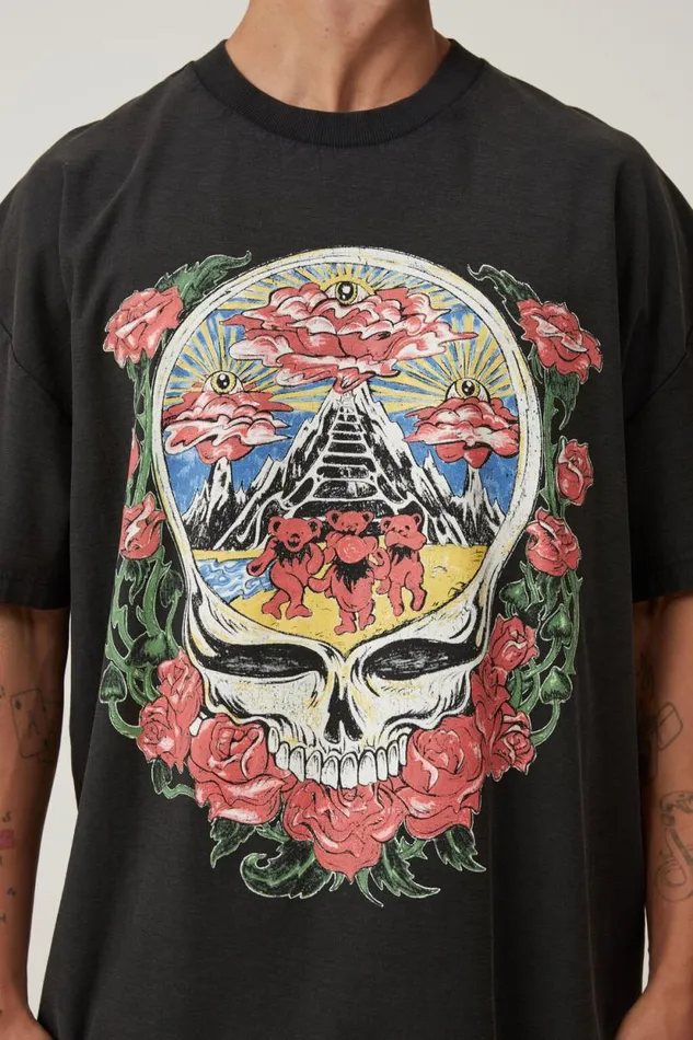 Vintage Oversized TShirt Lcn Wmg Black Grateful Dead 8211 Bears Mountai Men Cotton On Tees and Tanks Vintage Oversized TShirt Lcn Wmg Black Grateful Dead 8211 Bears Mountai Men Cotton On Tees and Tanks