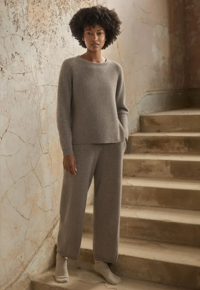 Women Knitted Trousers Soft Taupe Poetry Fashion Trousers and Shorts
