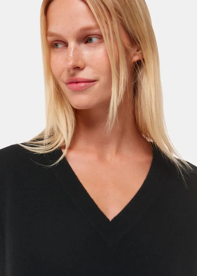 Women Knitwear and Cashmere Whistles Black Cashmere V Neck Tank