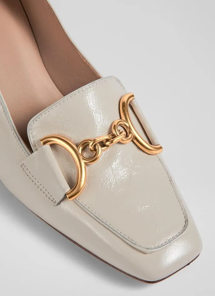 Women Samantha White Crinkle Patent SnaffleDetail Courts Natural LKBennett Court Shoes Women Samantha White Crinkle Patent SnaffleDetail Courts Natural LKBennett Court Shoes
